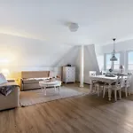 Knudsen *